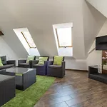 Juhar Apartmanhaz 4* Balatongyörök