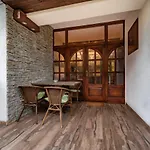 Juhar Apartmanhaz 4*