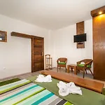 Juhar Apartmanhaz Aparthotel