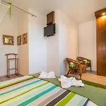 Juhar Apartmanhaz 4*