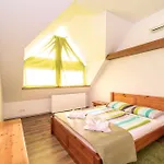 Aparthotel Juhar Apartmanhaz Balatongyörök