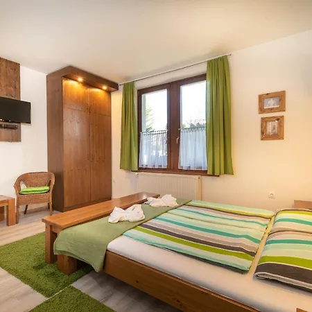 Juhar Apartmanhaz