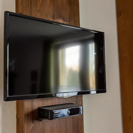 Juhar Apartmanhaz Aparthotel Balatongyörök