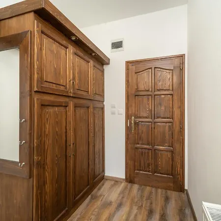 Juhar Apartmanhaz Balatongyörök