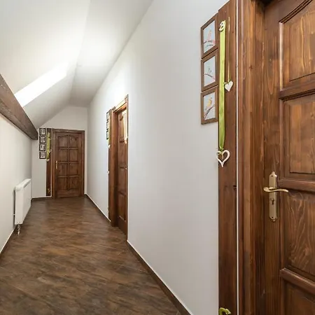 Ξενοδοχείο με διαμερίσματα Juhar Apartmanhaz Balatongyörök