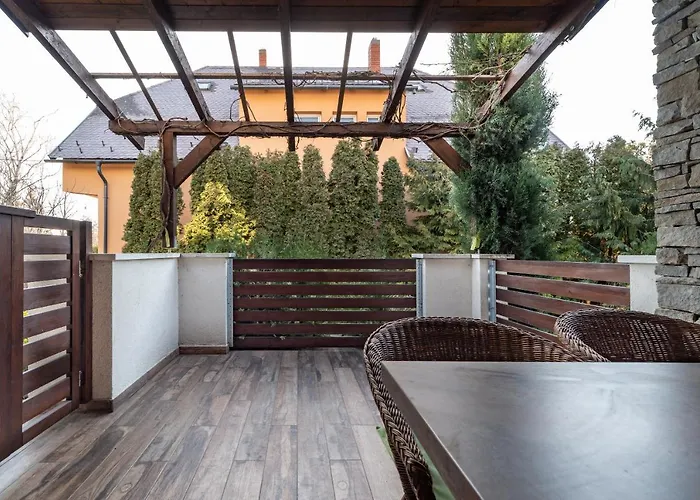 Juhar Apartmanhaz 4*