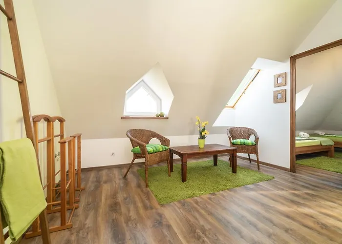 Juhar Apartmanhaz Balatongyörök