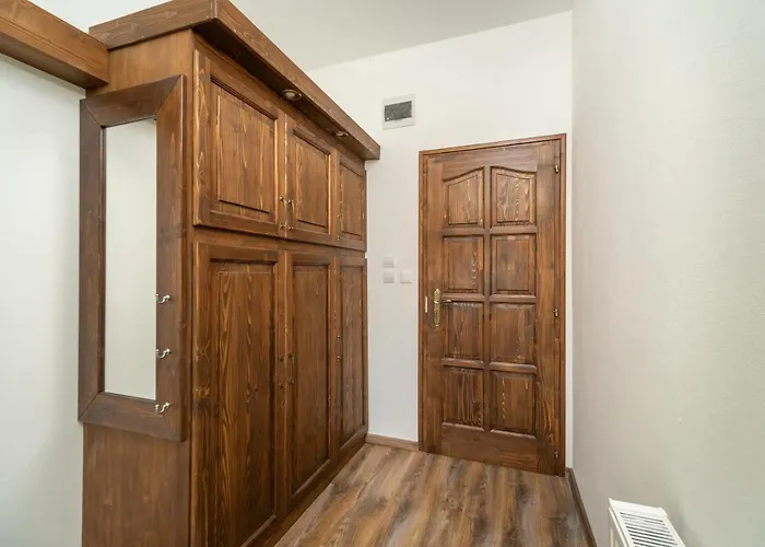 Juhar Apartmanhaz Balatongyörök