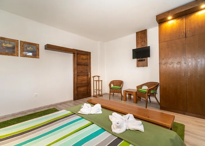 Juhar Apartmanhaz מלון דירות