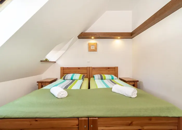 Appart hôtel Juhar Apartmanhaz Balatongyörök